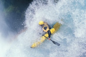 九游娱乐下载-全国赛艇青少年组江西队奋勇争先，2020年全国赛艇青年锦标赛直播