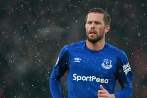 jiuyou.com-法兰克福客场失利，德甲前四席位动摇，今日德甲法兰克福对门兴