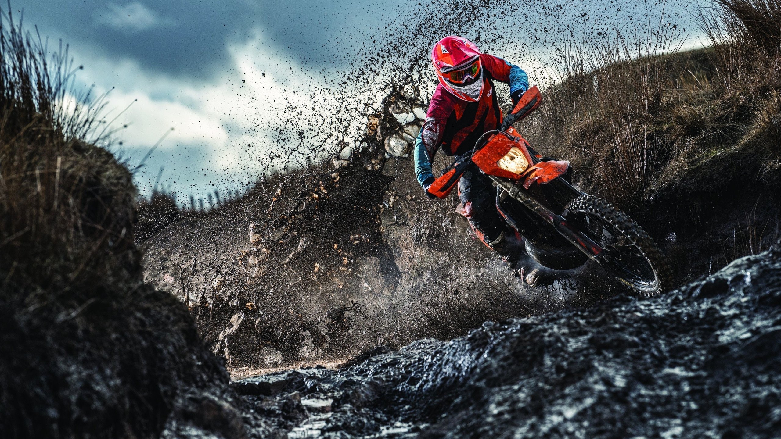 电竞直播平台用户体验提升方法，电竞主播怎么起步