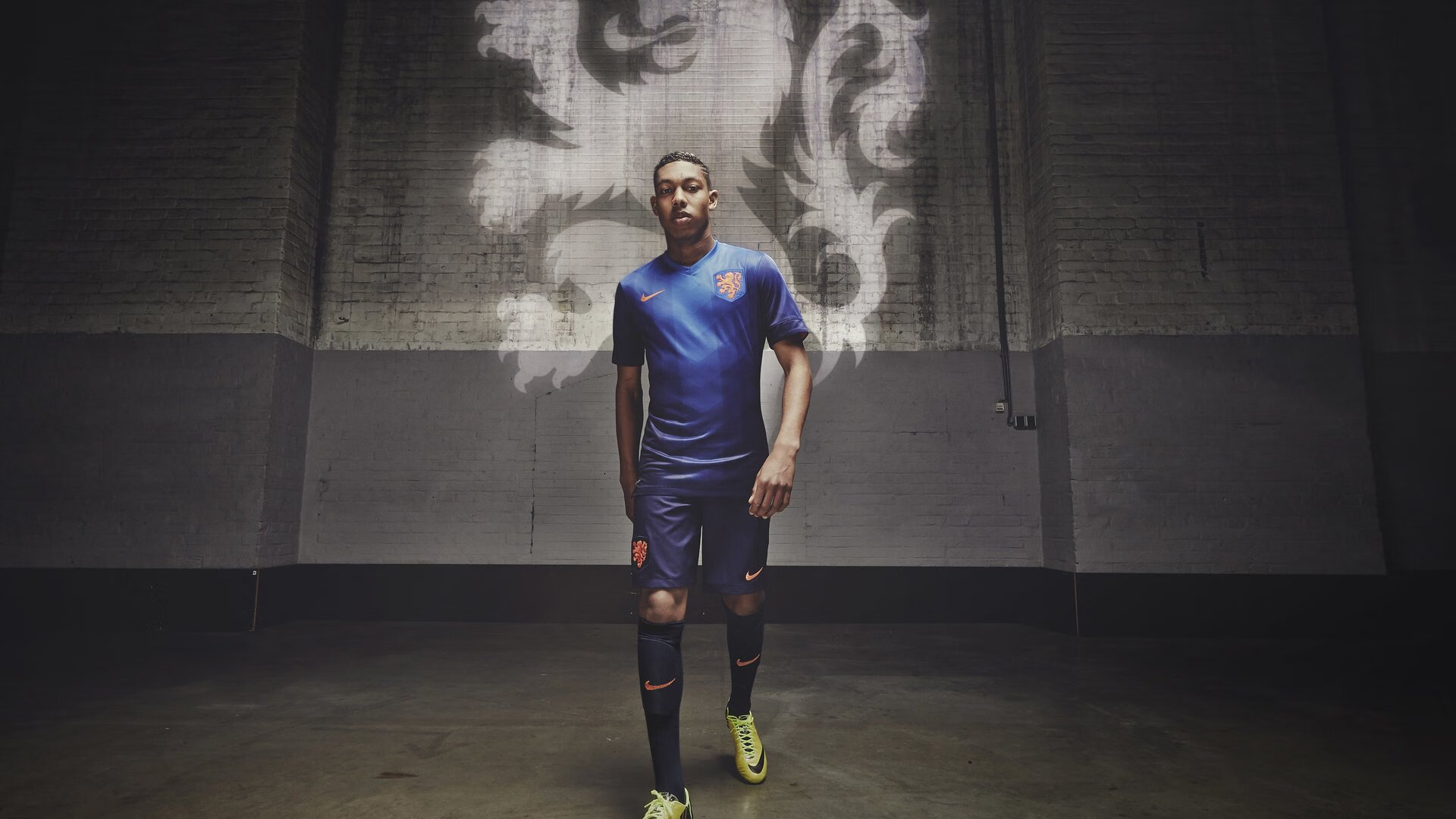 《电竞选手身体管理：运动医学的重要性》，电竞选手健身